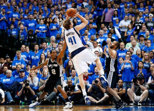 键时刻引领 键时刻引领