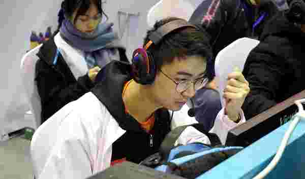 强劲的竞争 强劲的竞争